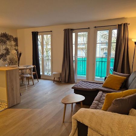 Appartement Cosy Pres Du Rer Chessy  Zewnętrze zdjęcie
